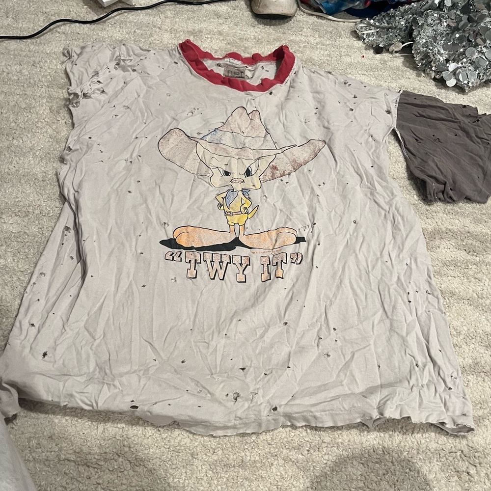 Very distressed tee